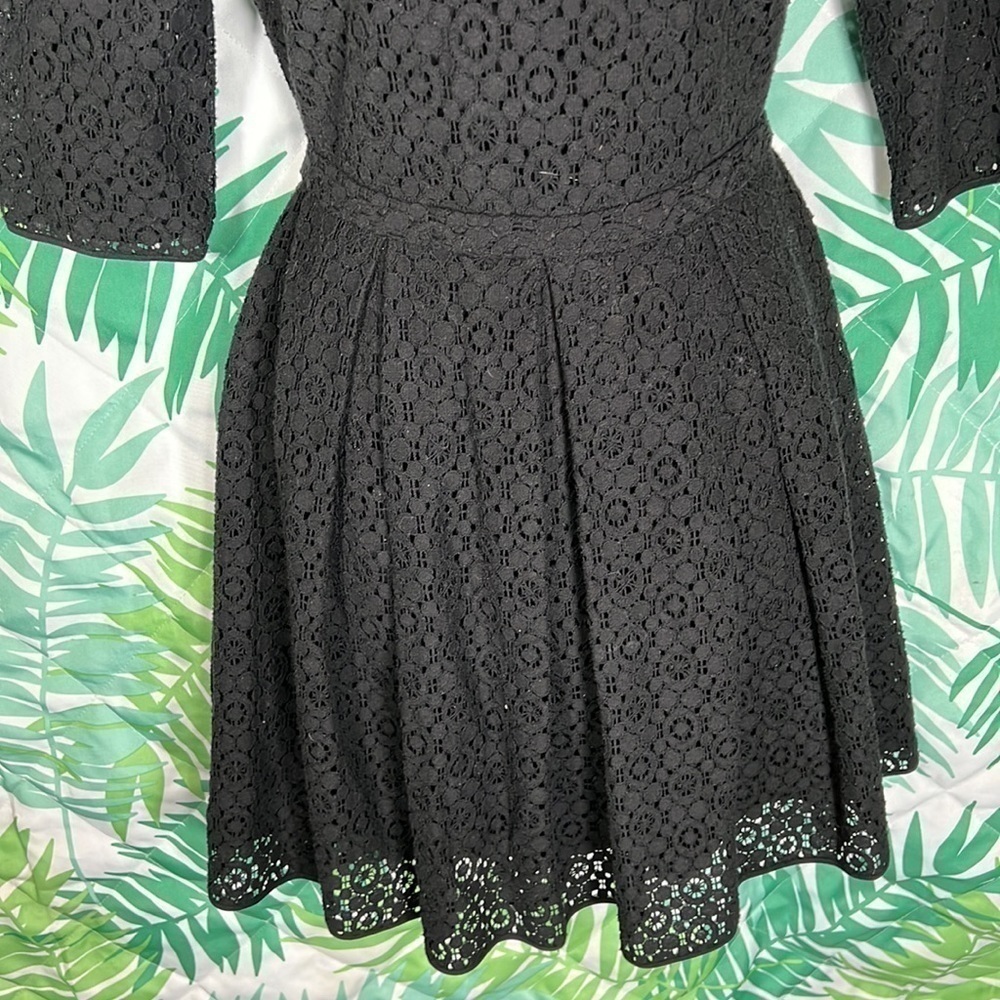 Rebecca Minkoff Lacey Dress in Black, flared bottom open back size 0 - Picture 3 of 8